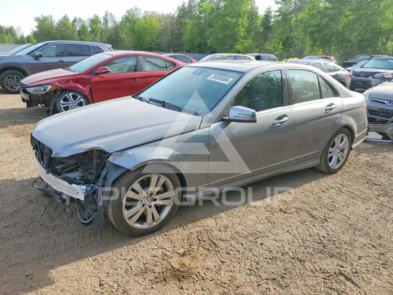 2012 Mercedes Benz C-Class фото