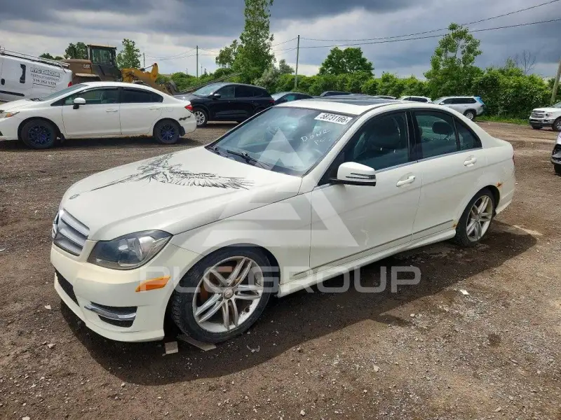2012 Mercedes Benz C-Class photo