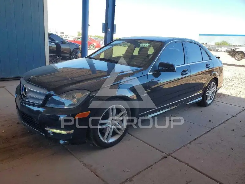 2012 Mercedes Benz C-Class фото
