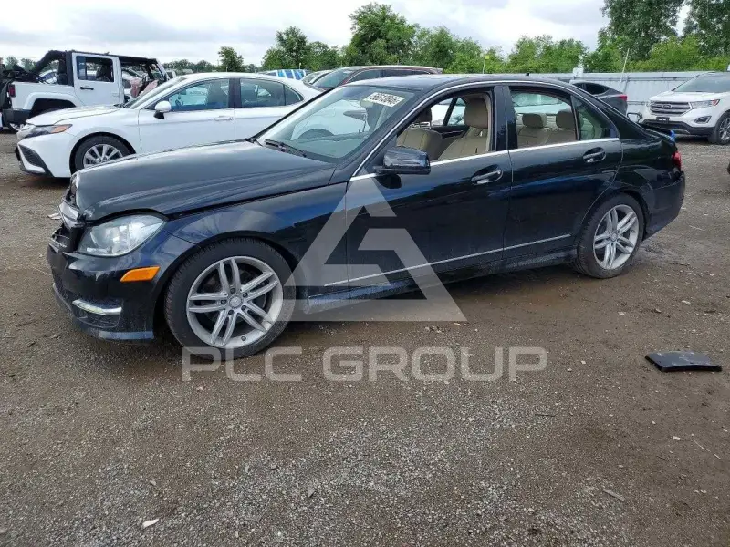 2012 Mercedes Benz C-Class photo