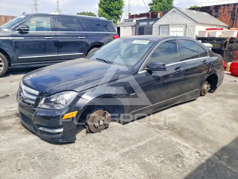 2012 Mercedes Benz C-Class фото