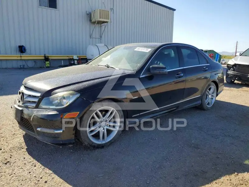 2012 Mercedes Benz C-Class фото