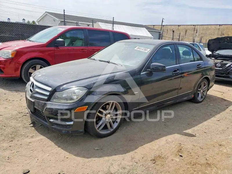 2012 Mercedes Benz C-Class фото