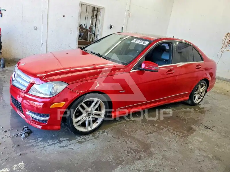 2012 Mercedes Benz C-Class фото