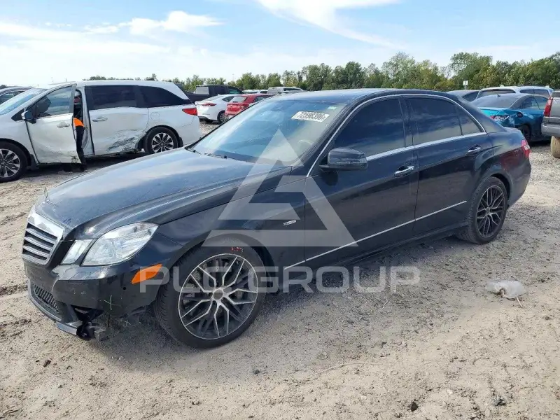 2012 Mercedes Benz E-Class фото