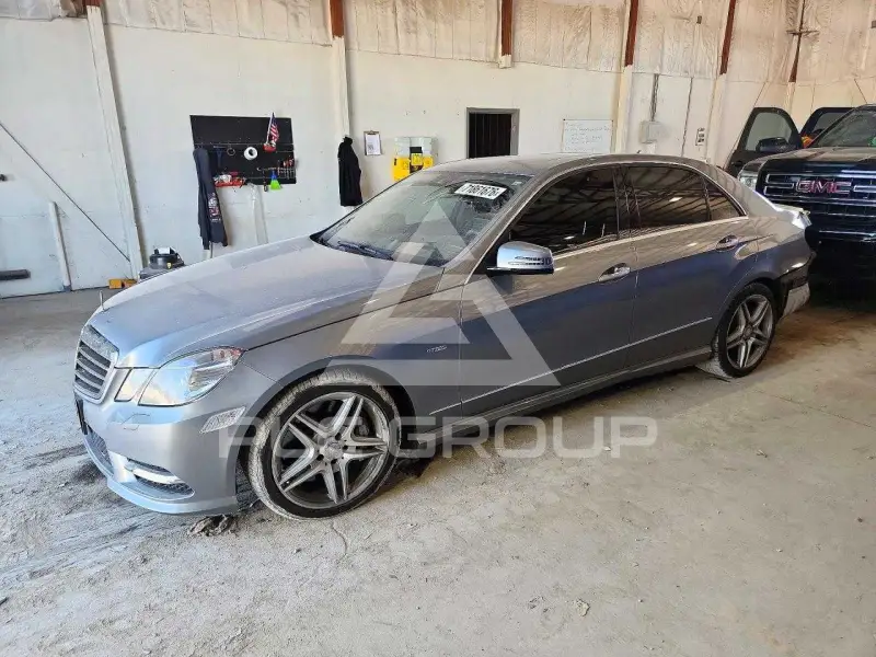 2012 Mercedes Benz E-Class фото