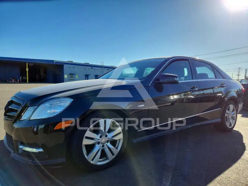 2012 Mercedes Benz E-Class фото
