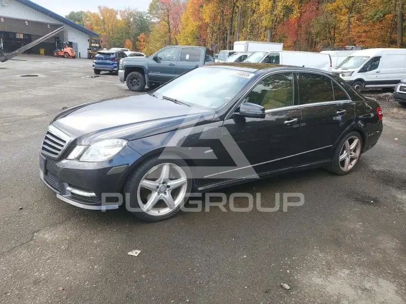 2012 Mercedes Benz E-Class фото