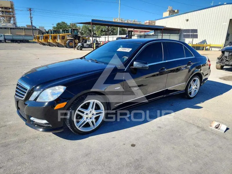 2012 Mercedes Benz E-Class фото