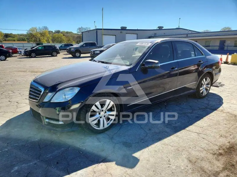2012 Mercedes Benz E-Class фото
