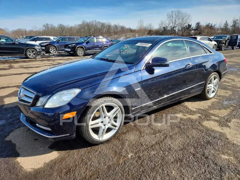 2012 Mercedes Benz E-Class фото