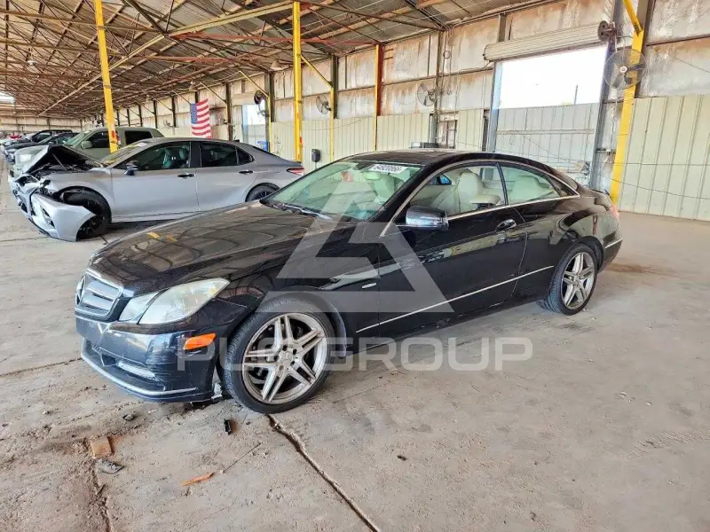 2012 Mercedes Benz E-Class photo