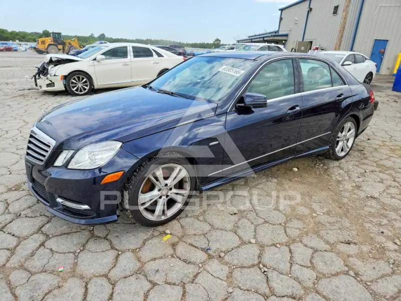 2012 Mercedes Benz E-Class фото