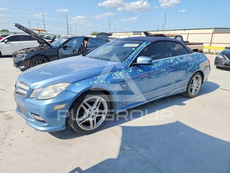2012 Mercedes Benz E-Class photo