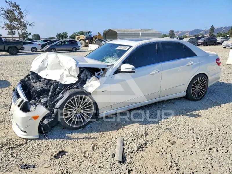 2012 Mercedes Benz E-Class photo