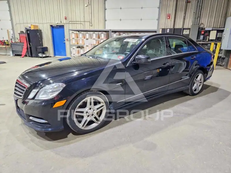 2012 Mercedes Benz E-Class фото