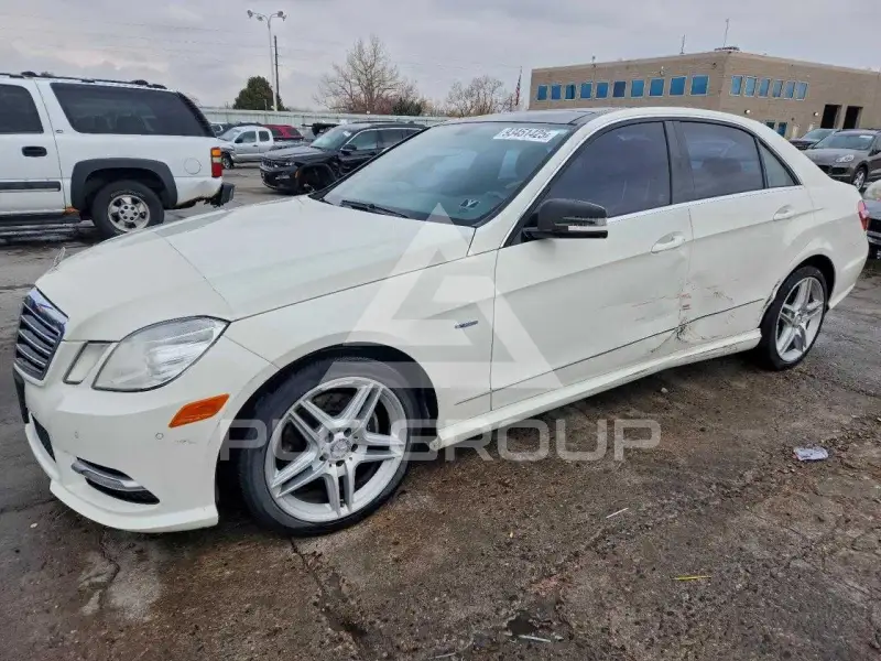2012 Mercedes Benz E-Class фото