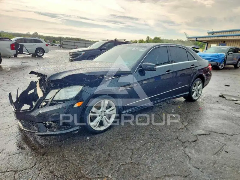 2012 Mercedes Benz E-Class фото