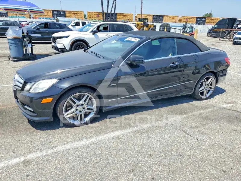 2012 Mercedes Benz E-Class фото