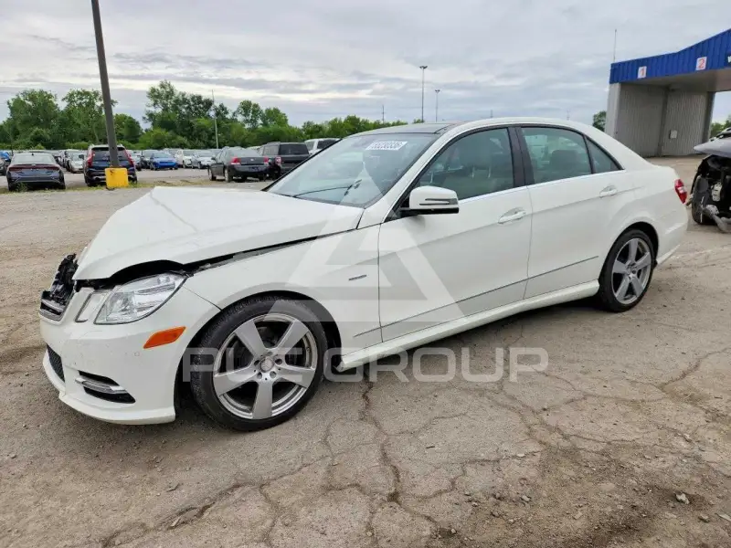 2012 Mercedes Benz E-Class фото