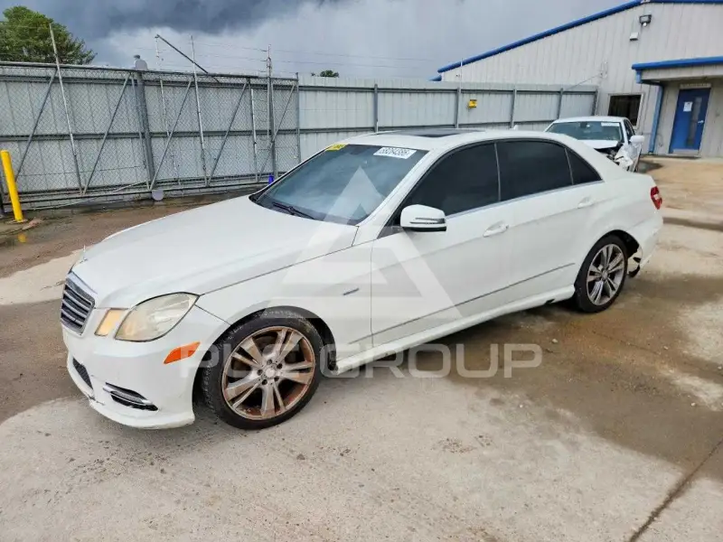2012 Mercedes Benz E-Class photo