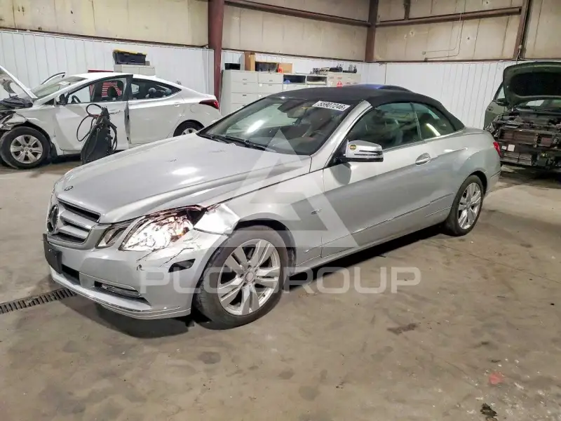 2012 Mercedes Benz E-Class фото