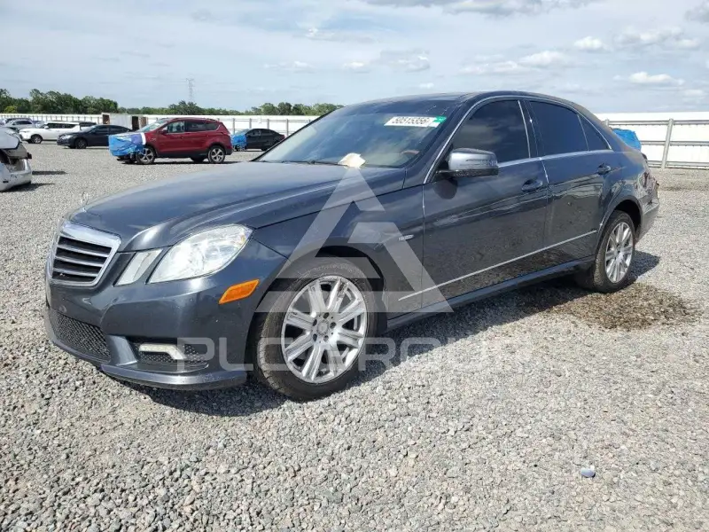 2012 Mercedes Benz E-Class фото