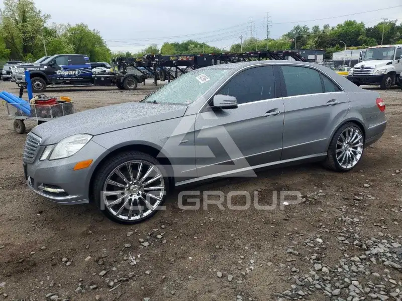 2012 Mercedes Benz E-Class фото