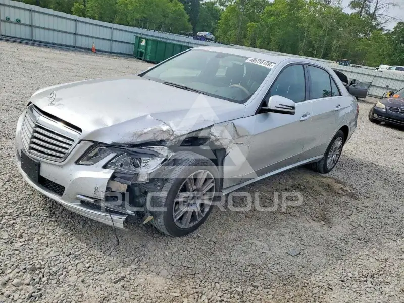 2012 Mercedes Benz E-Class photo