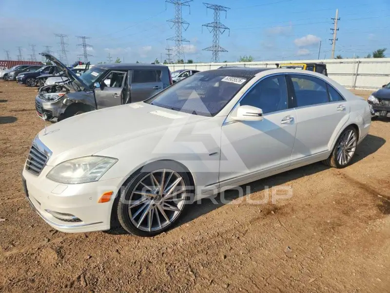 2012 Mercedes Benz S-Class фото