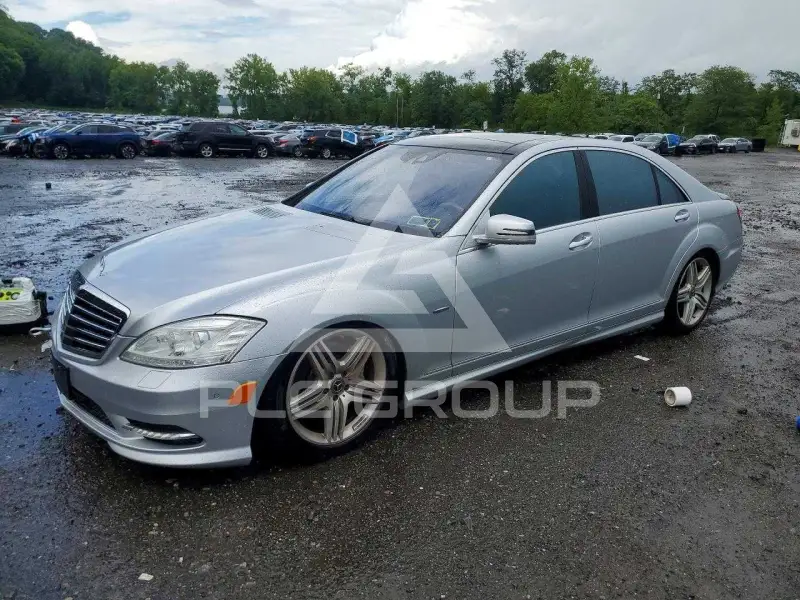 2012 Mercedes Benz S-Class photo