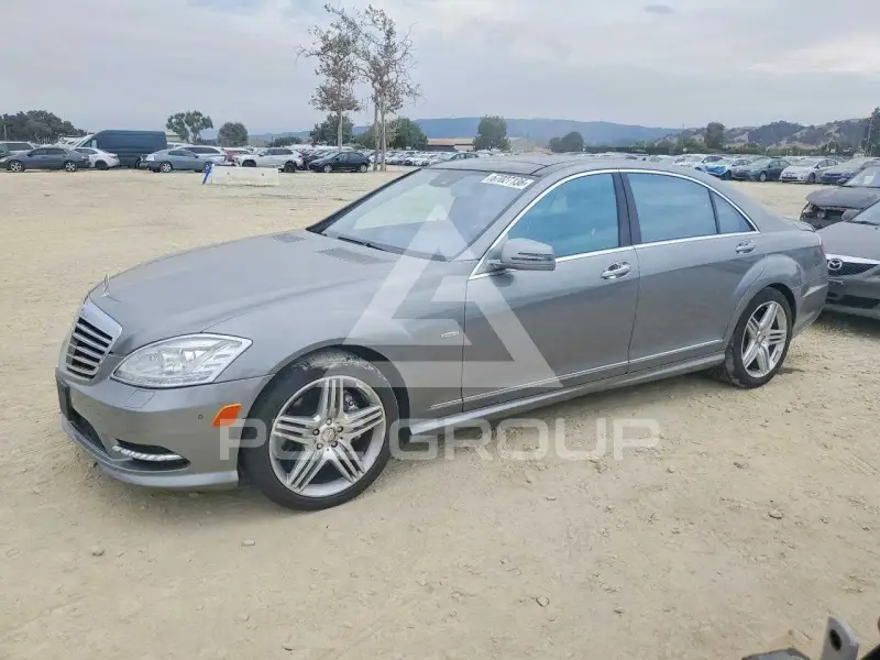 2012 Mercedes Benz S-Class фото