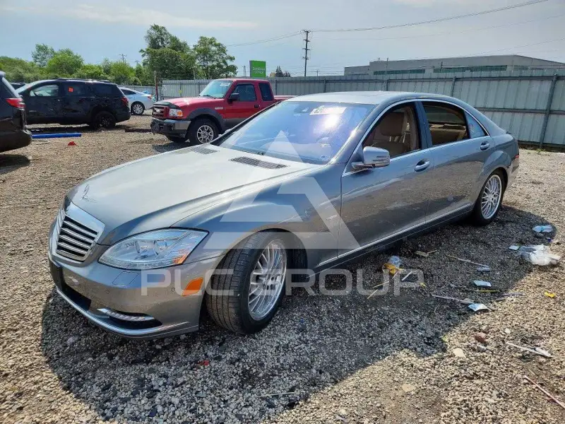 2012 Mercedes Benz S-Class фото