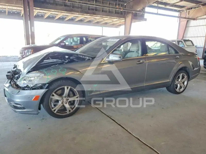 2012 Mercedes Benz S-Class фото
