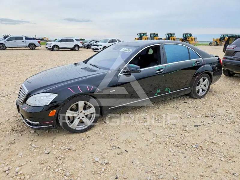 2012 Mercedes Benz S-Class фото