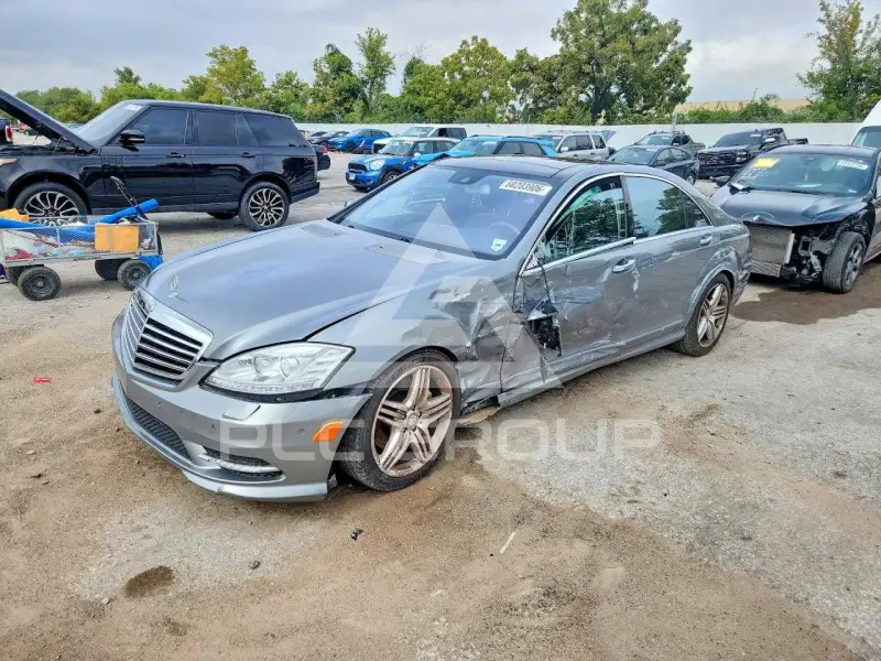 2012 Mercedes Benz S-Class фото