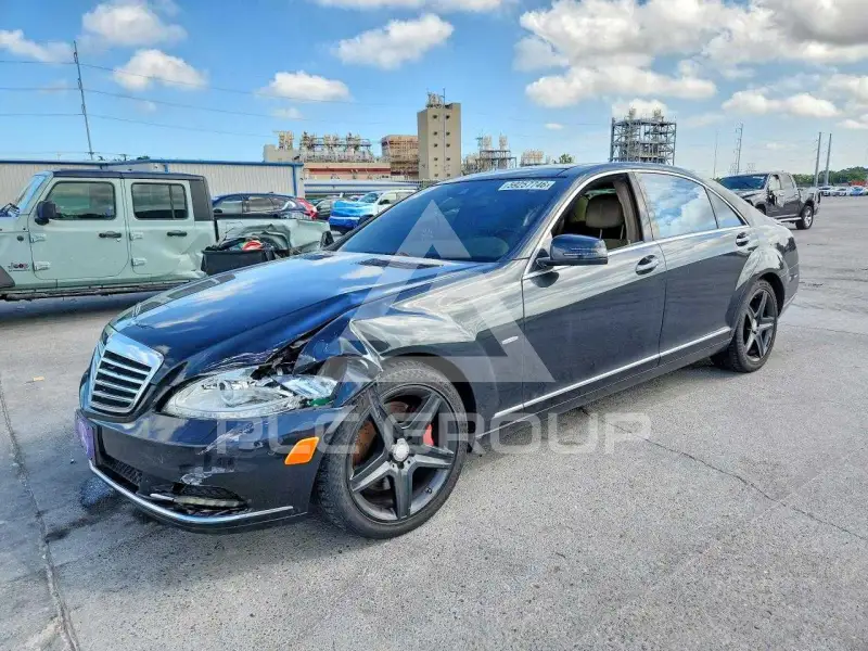 2012 Mercedes Benz S-Class photo