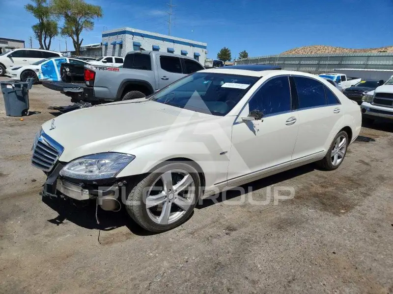 2012 Mercedes Benz S-Class фото