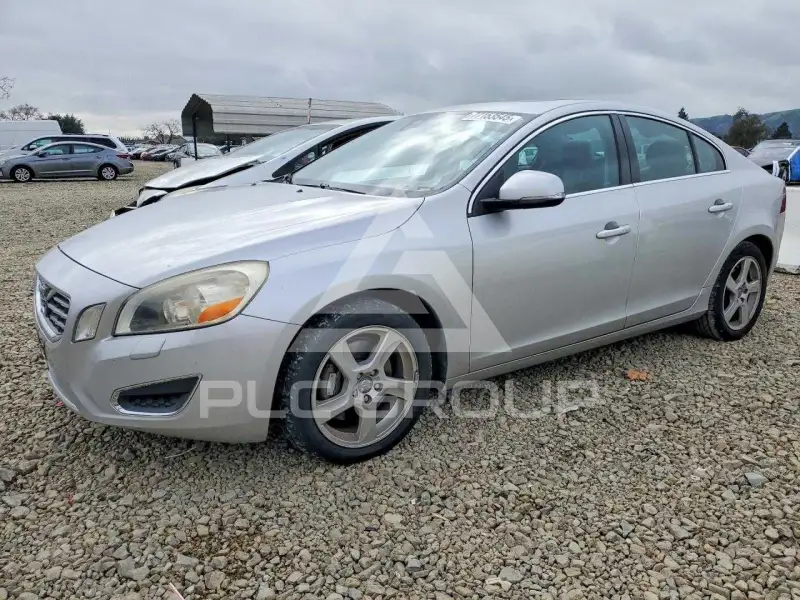 2012 Volvo S60 фото