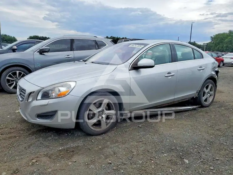 2012 Volvo S60 фото