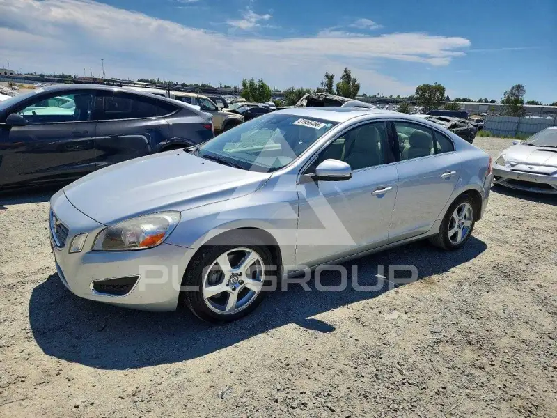 2012 Volvo S60 фото