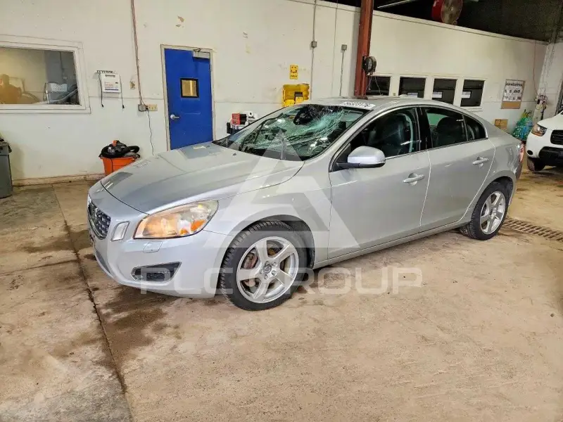 2012 Volvo S60 фото