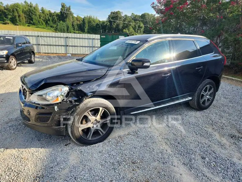 2012 Volvo XC60 photo