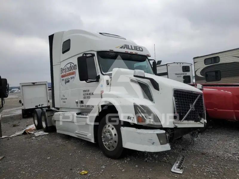 2012 Volvo VNL photo