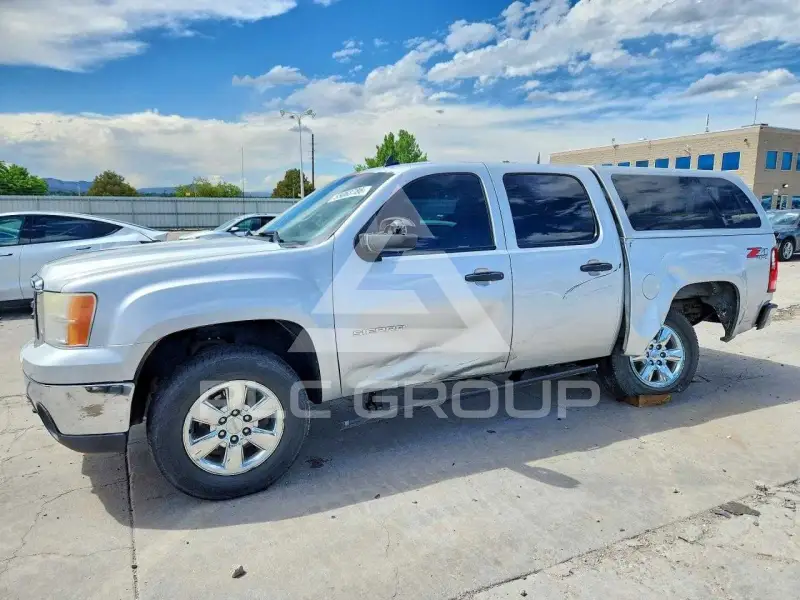 2012 GMC Sierra photo