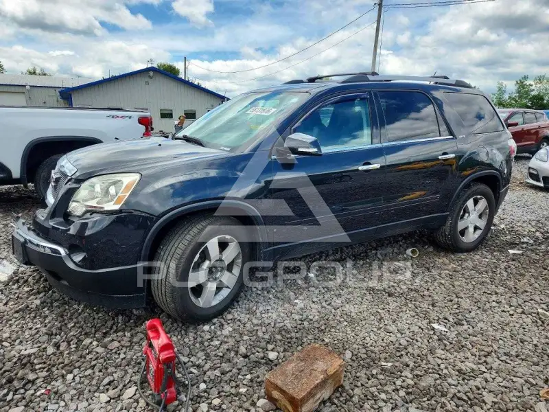 2012 GMC ACADIA photo
