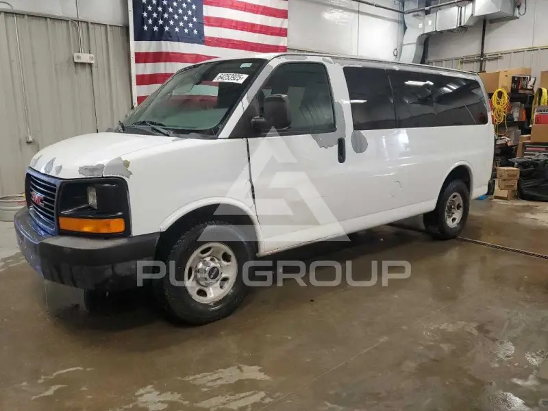 2012 GMC Savana photo