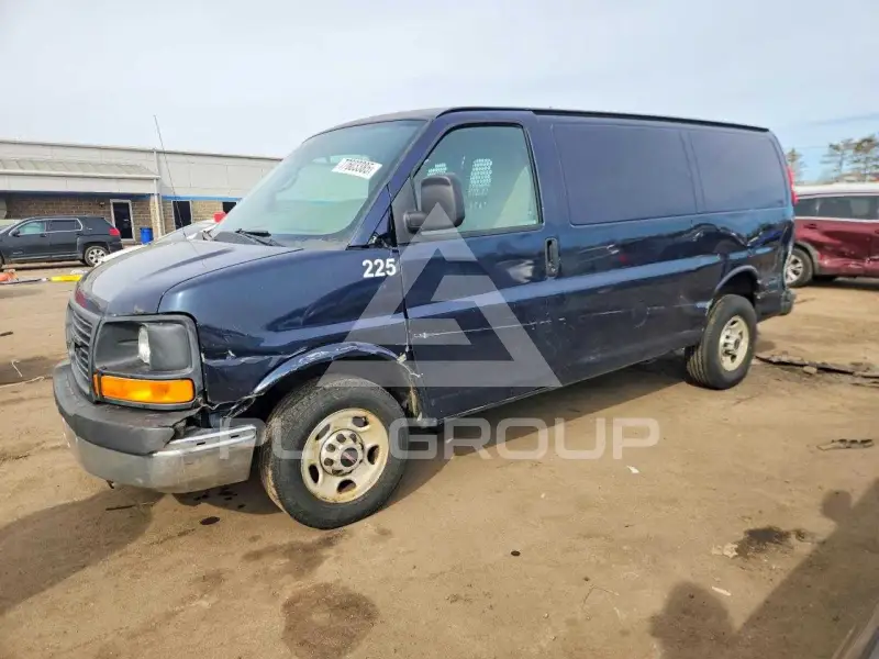 2012 GMC Savana фото