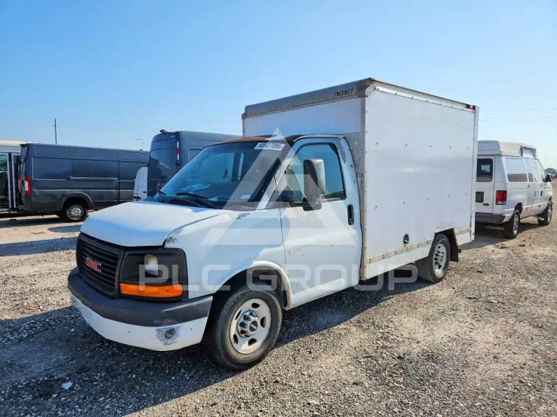 2012 GMC Savana photo