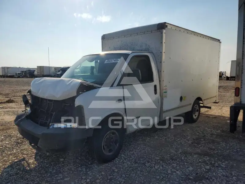 2012 GMC Savana фото